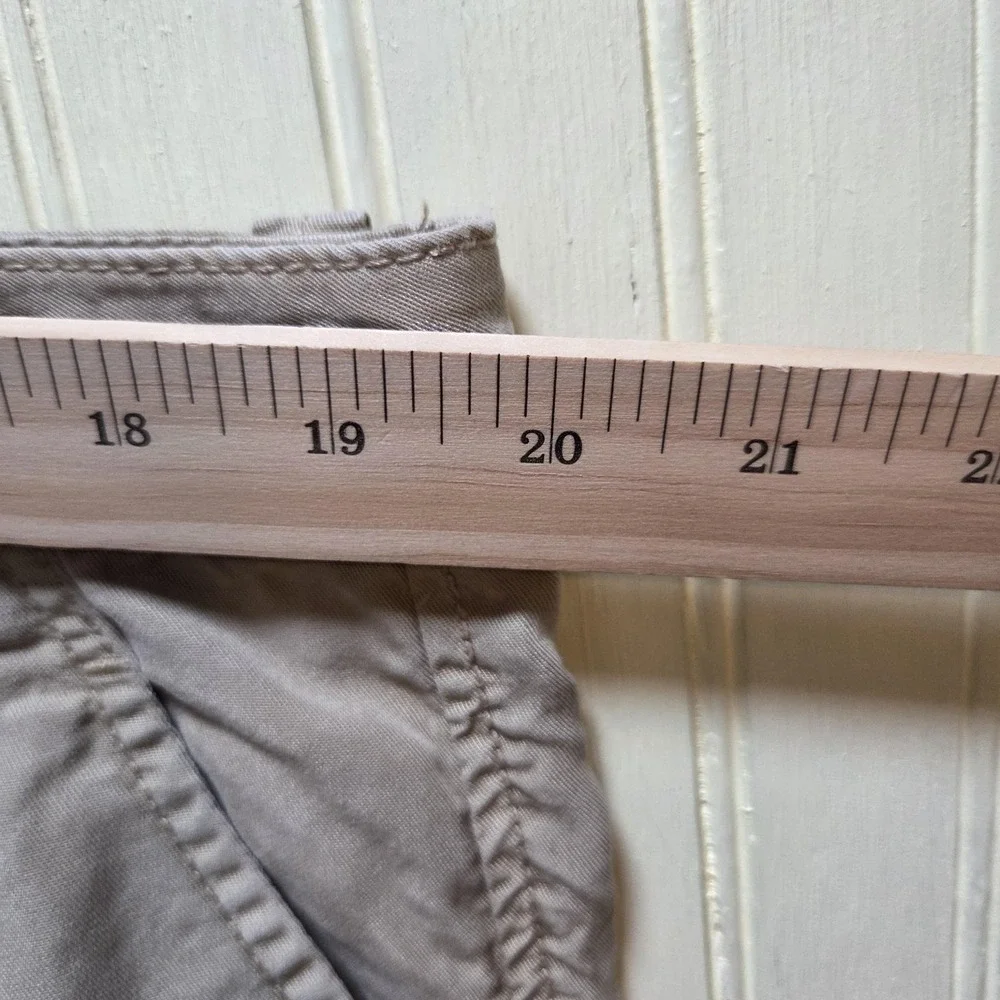 American Eagle Outfitters Shorts Womens 18 Beige Lyocell Relaxed Chino Casual - Picture 4 of 7